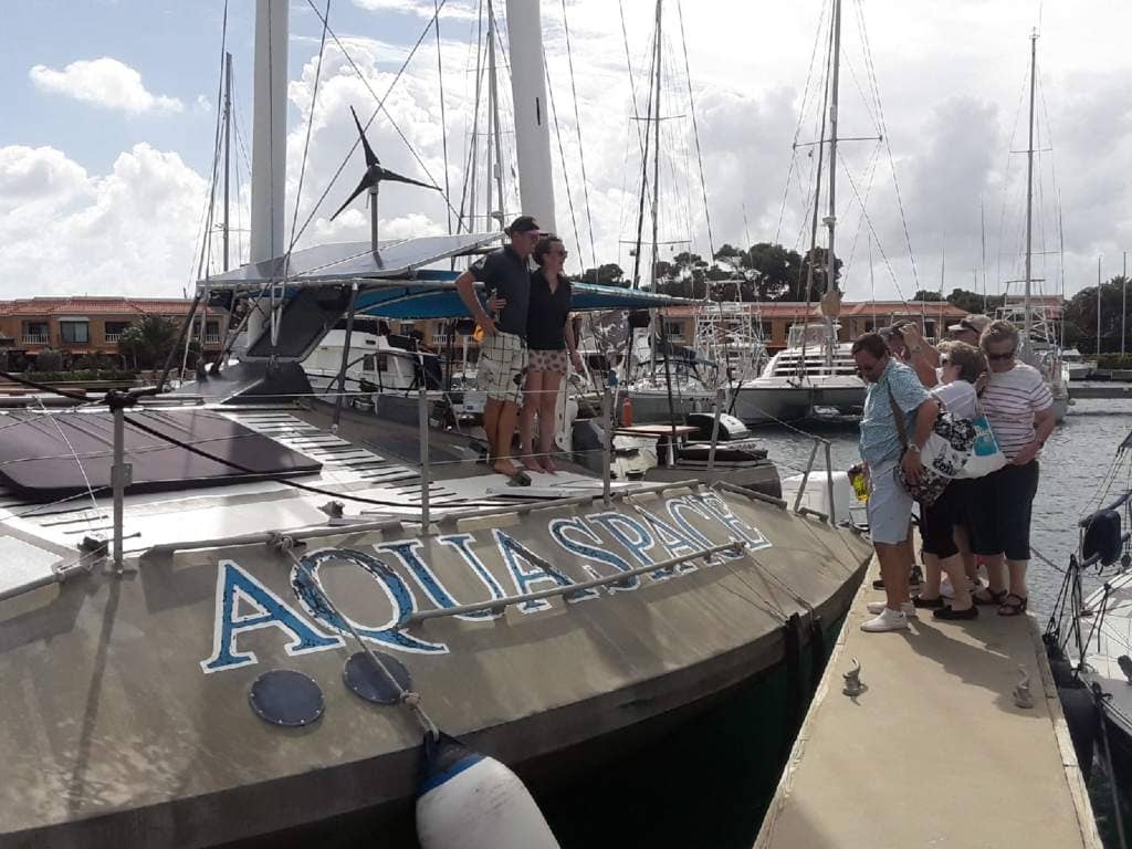 crew of the aquaspace